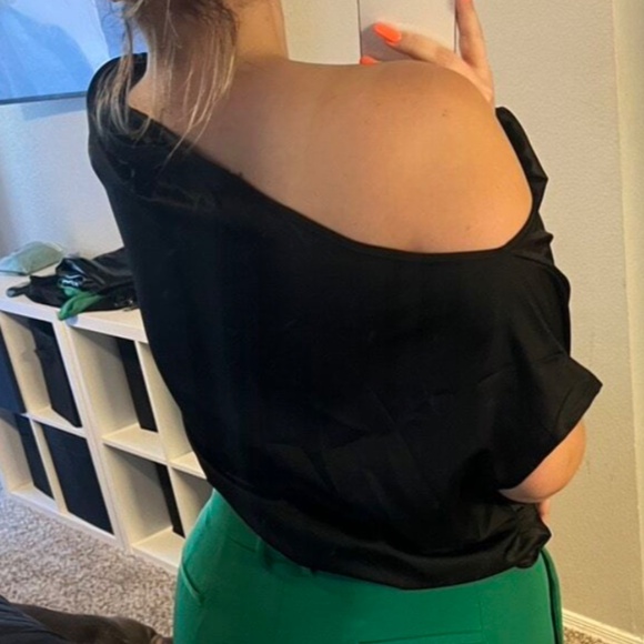 Classic Solid One Shoulder Ruched Blouse - Picture 12 of 12